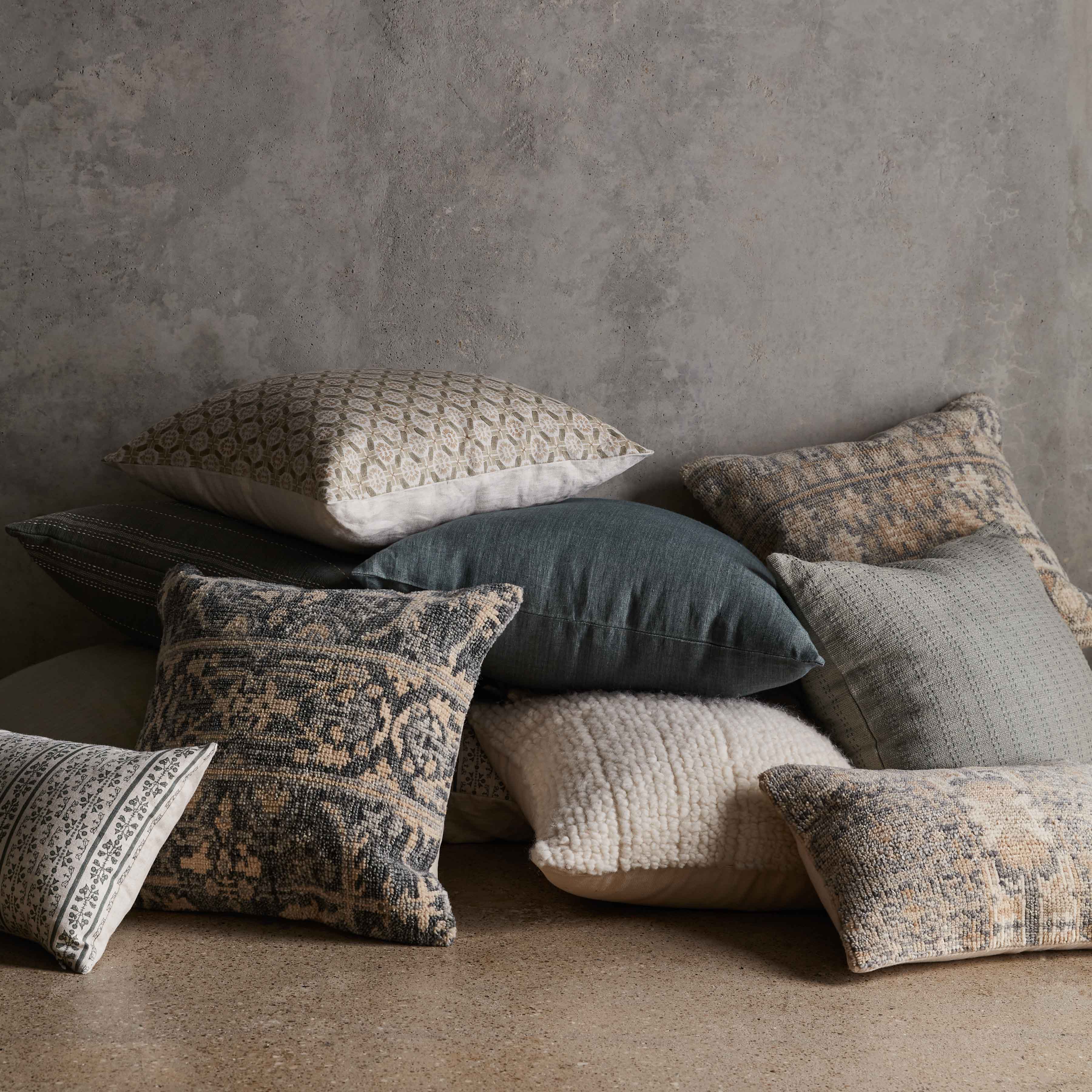 Akira Hand-Knotted Pillow